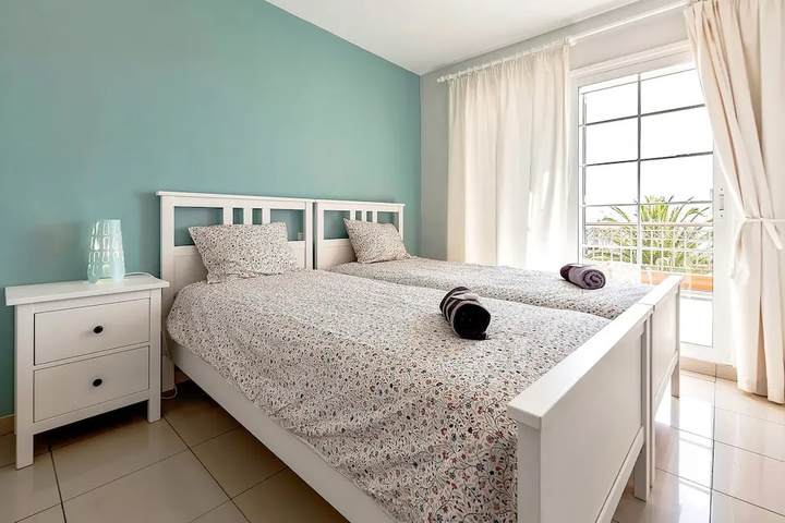 Room 4 of 22