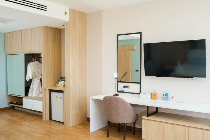 Room 47 of 121
