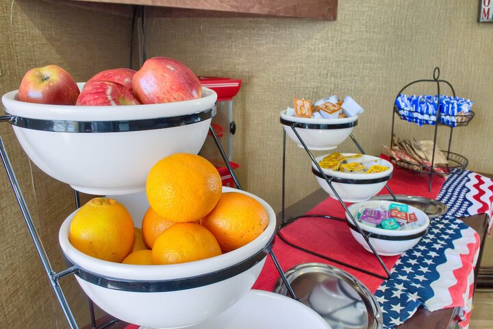 Breakfast/Coffee Service 35 of 63