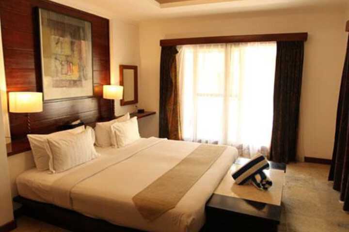 Room 8 of 36