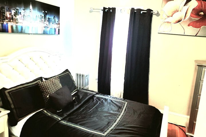 Room 20 of 33