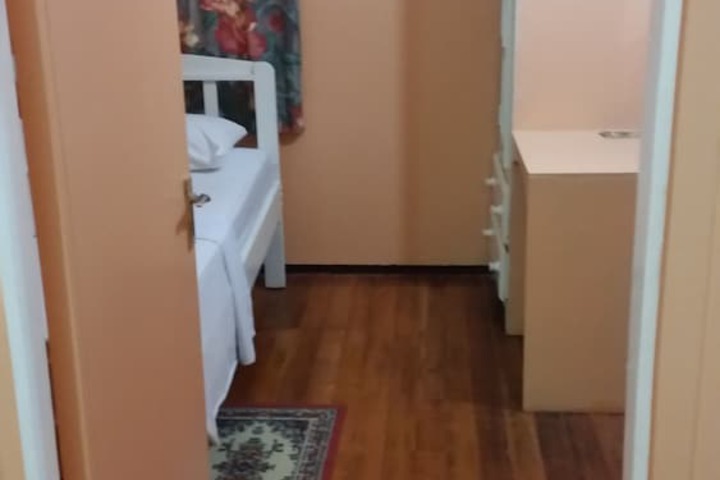Room 13 of 46