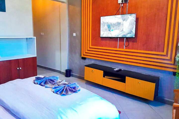 Room 56 of 133