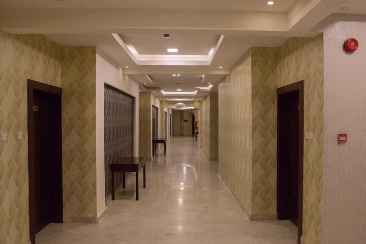 Ballroom/Hall 59 of 64