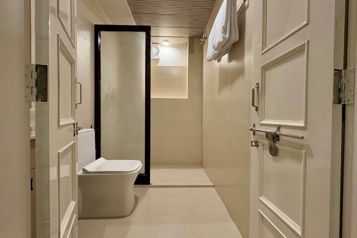 Room 62 of 70