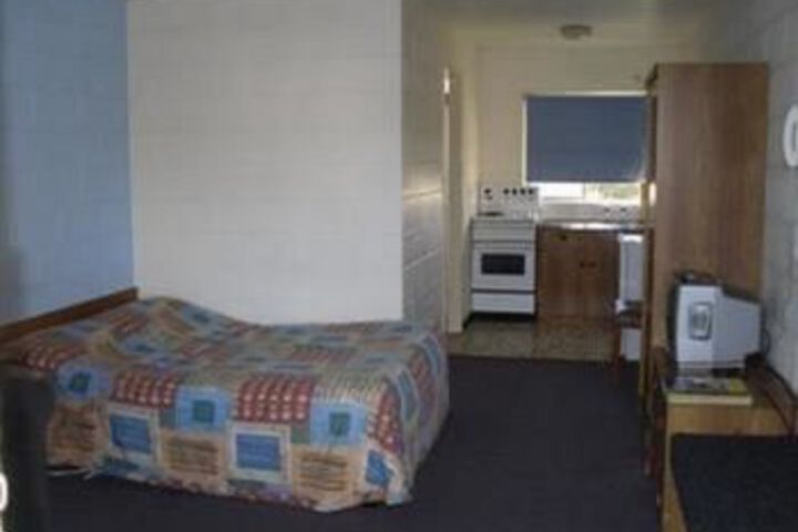 Room 36 of 43