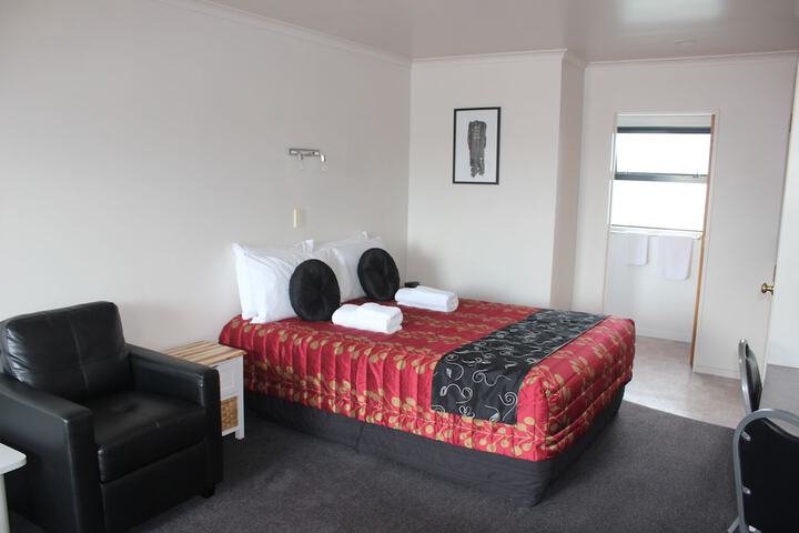 Room 10 of 51