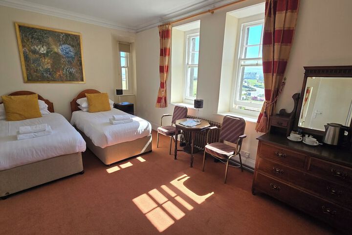 Room 60 of 141
