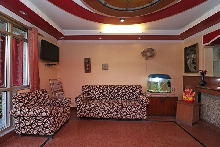 Hotel Interior 4 of 34