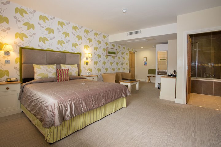 Room 4 of 47