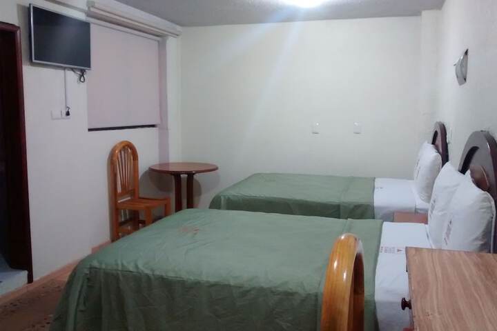 Room 9 of 36