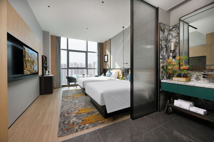 Room 6 of 64