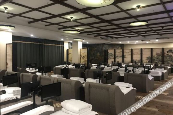 Hotel Interior 7 of 14