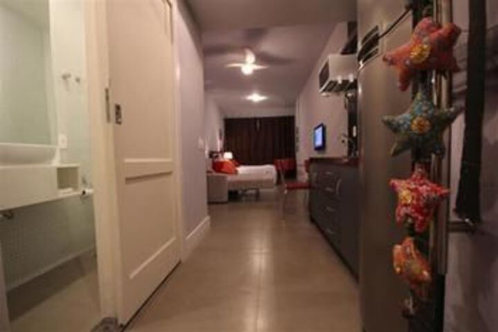 Room 8 of 15