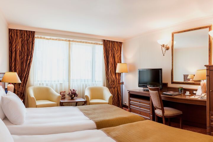 Room 14 of 84