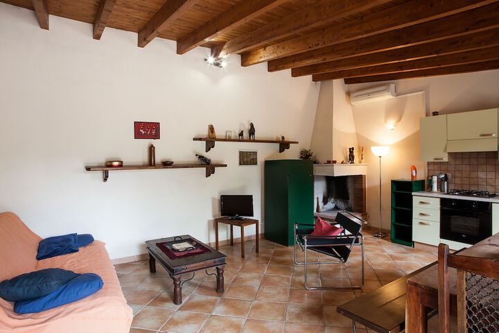Room 14 of 34