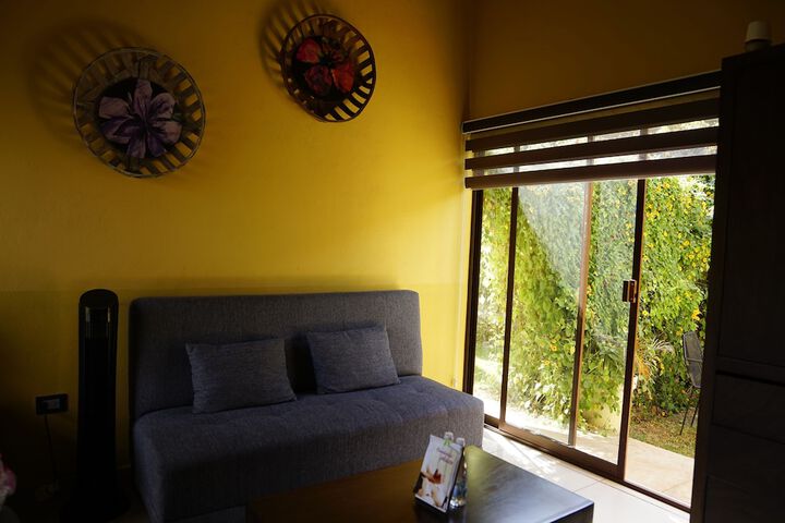 Room 12 of 40