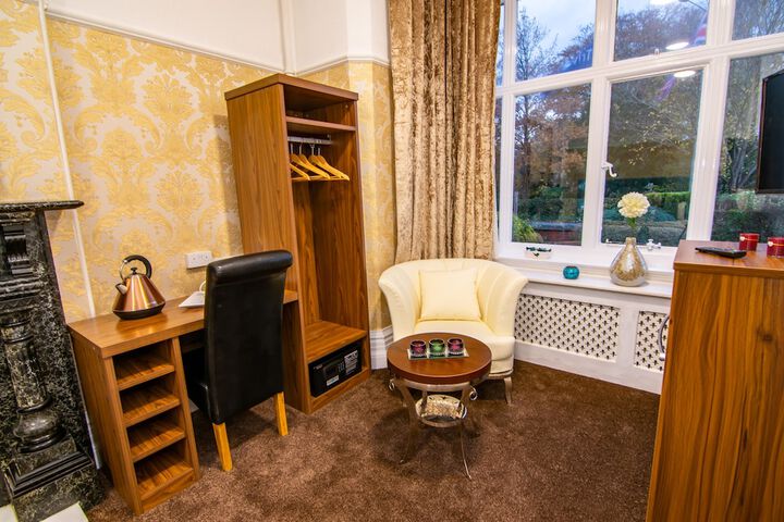 Room 48 of 78