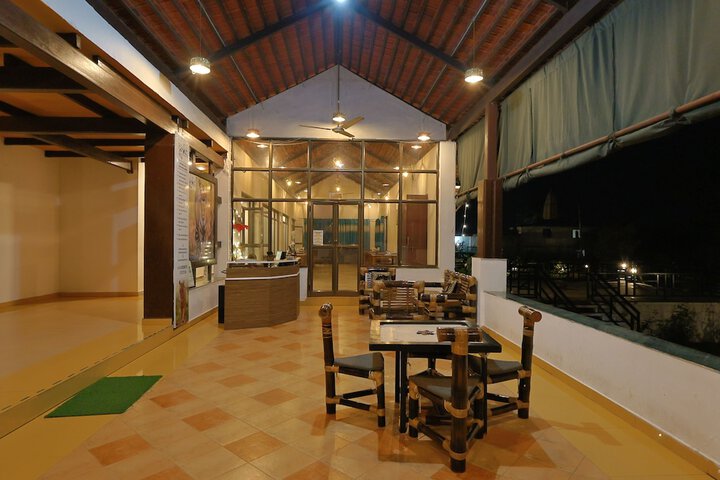 Hotel Interior 6 of 96