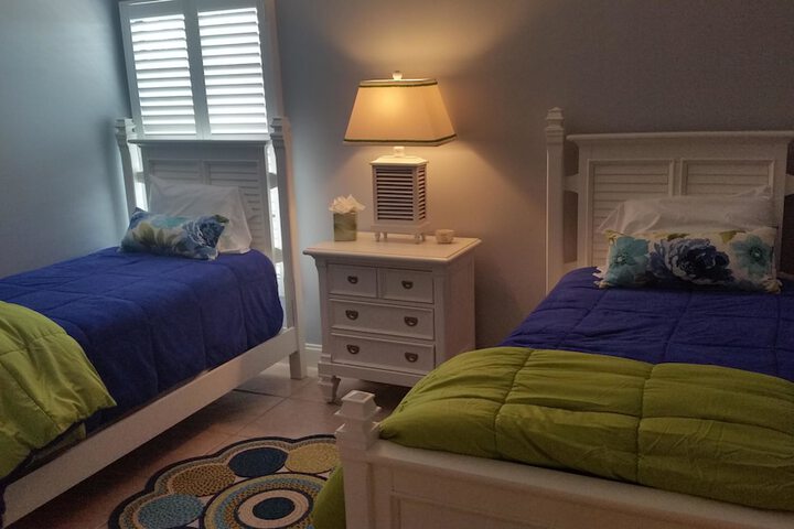 Room 3 of 17