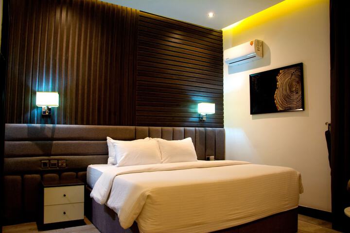 Room 19 of 24