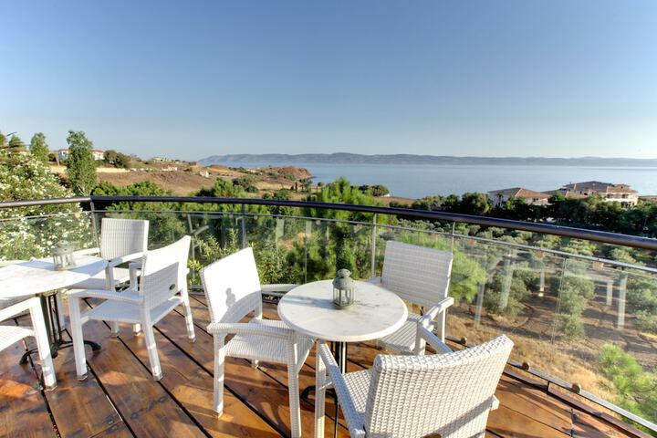Terrace/Patio 65 of 72