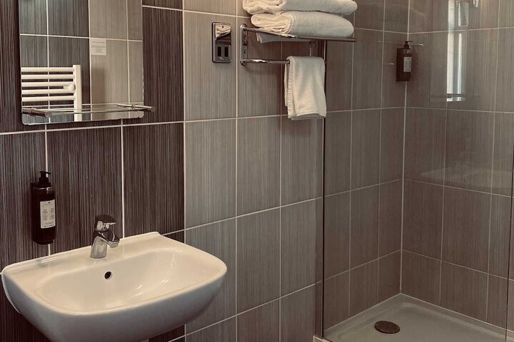 Room 20 of 32
