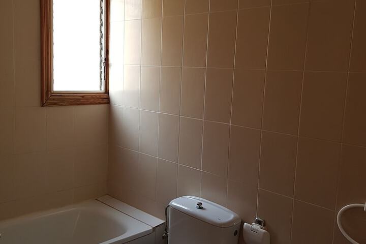 Room 14 of 23