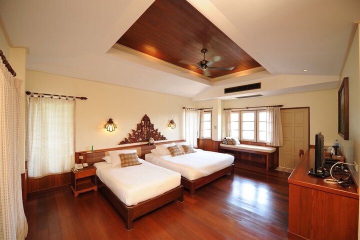 Room 15 of 79