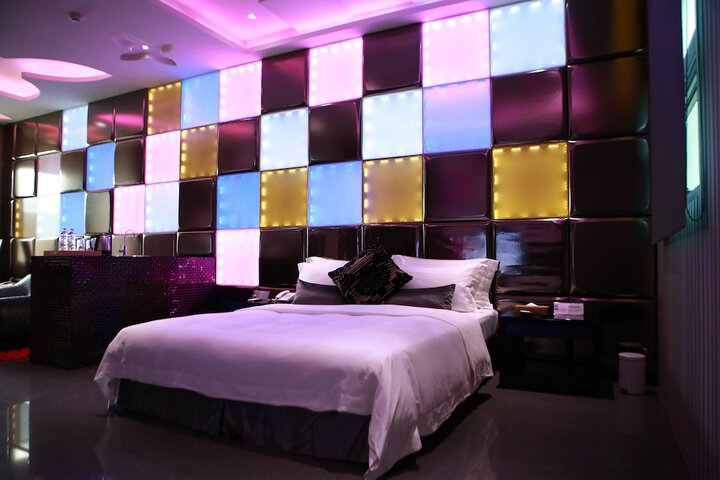 Room 44 of 78