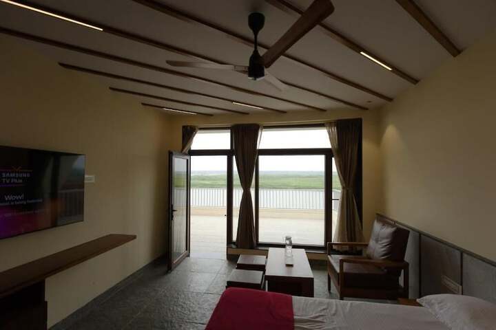 Room 3 of 11