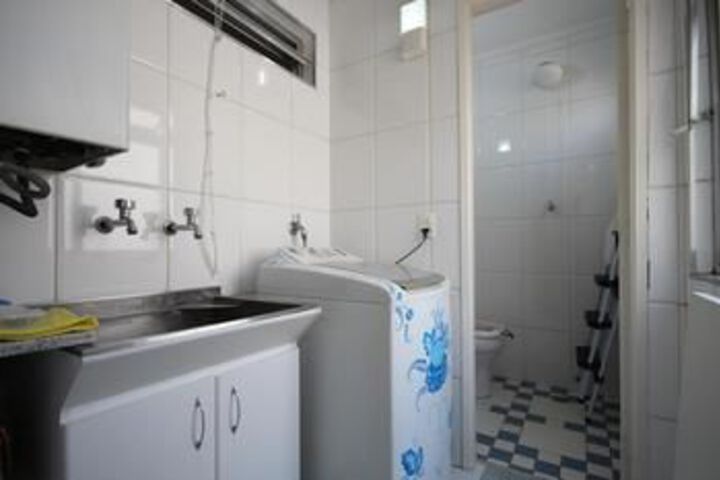 Room 42 of 62