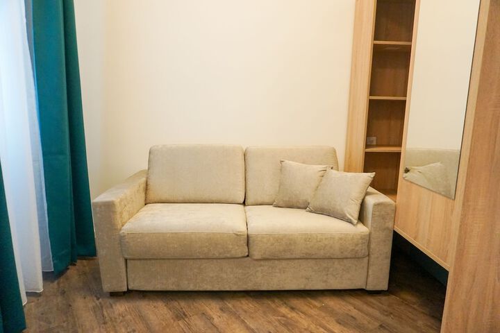 Room 15 of 23