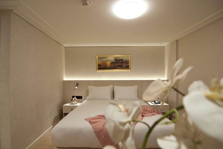 Room 49 of 92
