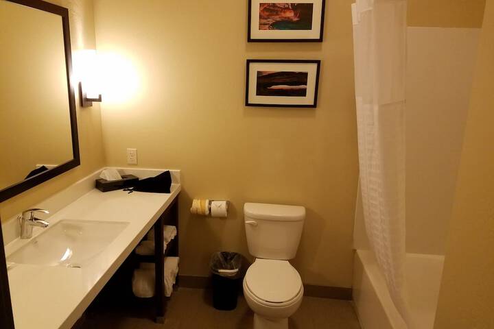 Room 58 of 91
