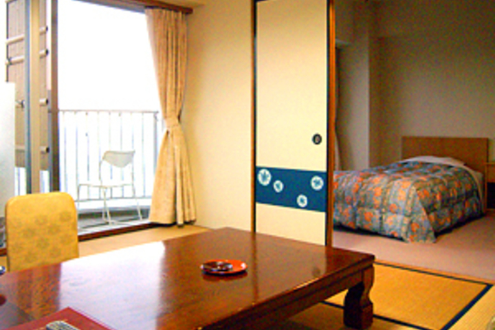 Japanese-Western Room 3
