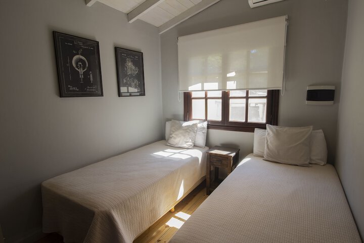 Room 11 of 75