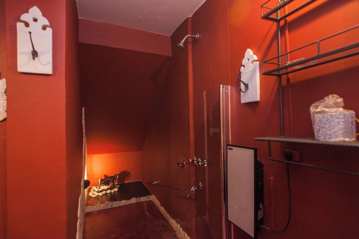 Room 148 of 278