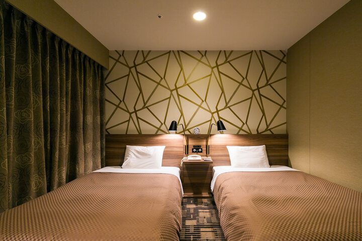 Room 7 of 41