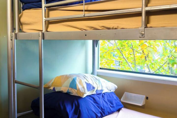Room 5 of 23