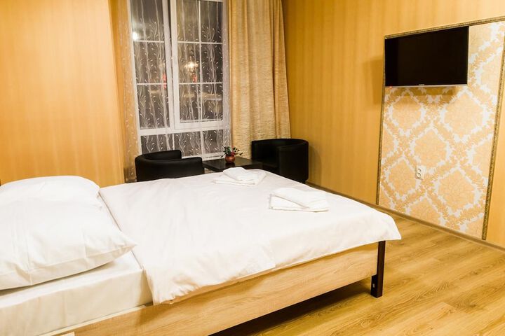 Room 26 of 37