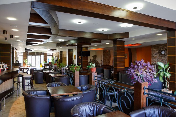 Hotel Interior 4 of 59