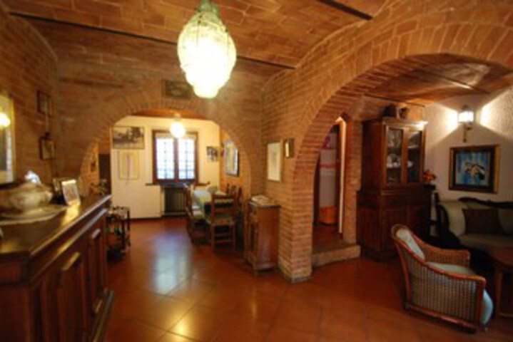 Room 19 of 21