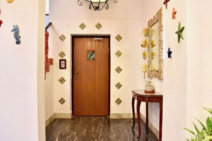 Ballroom/Hall 36 of 44