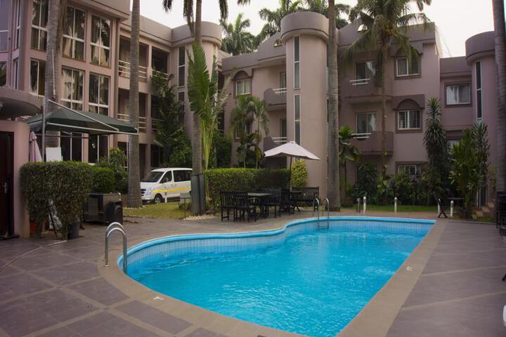 CROWN APARTAMENTO