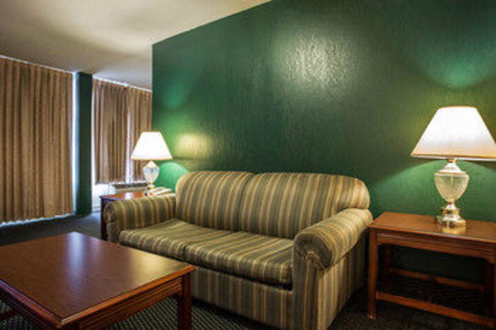 Room 19 of 23