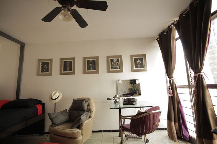 Room 57 of 80