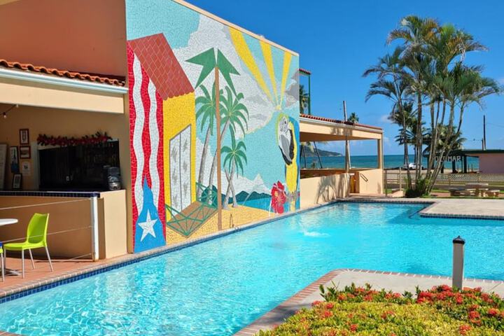 Hotel Pool