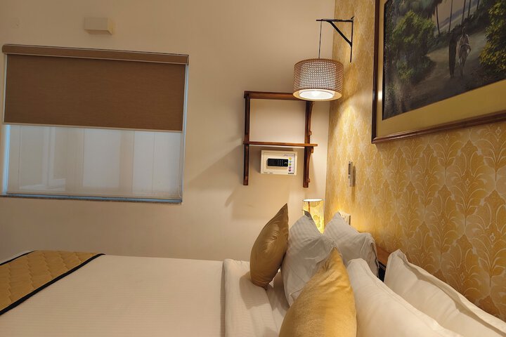 Room 16 of 85