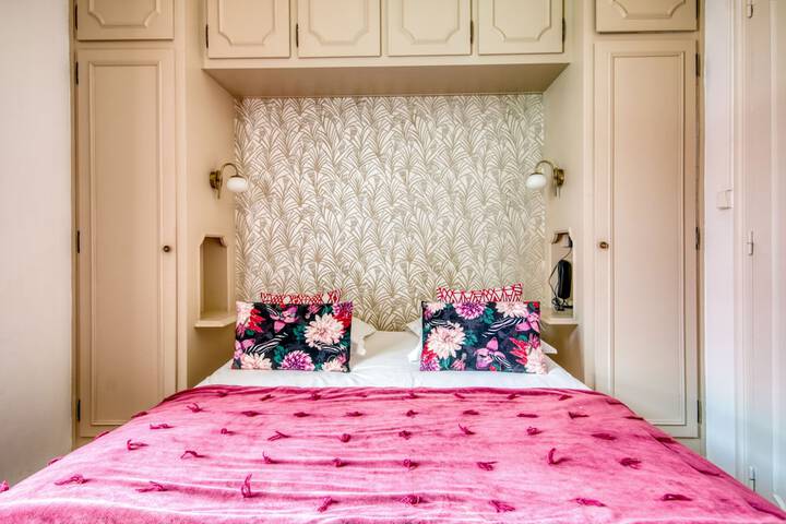 Room 28 of 57